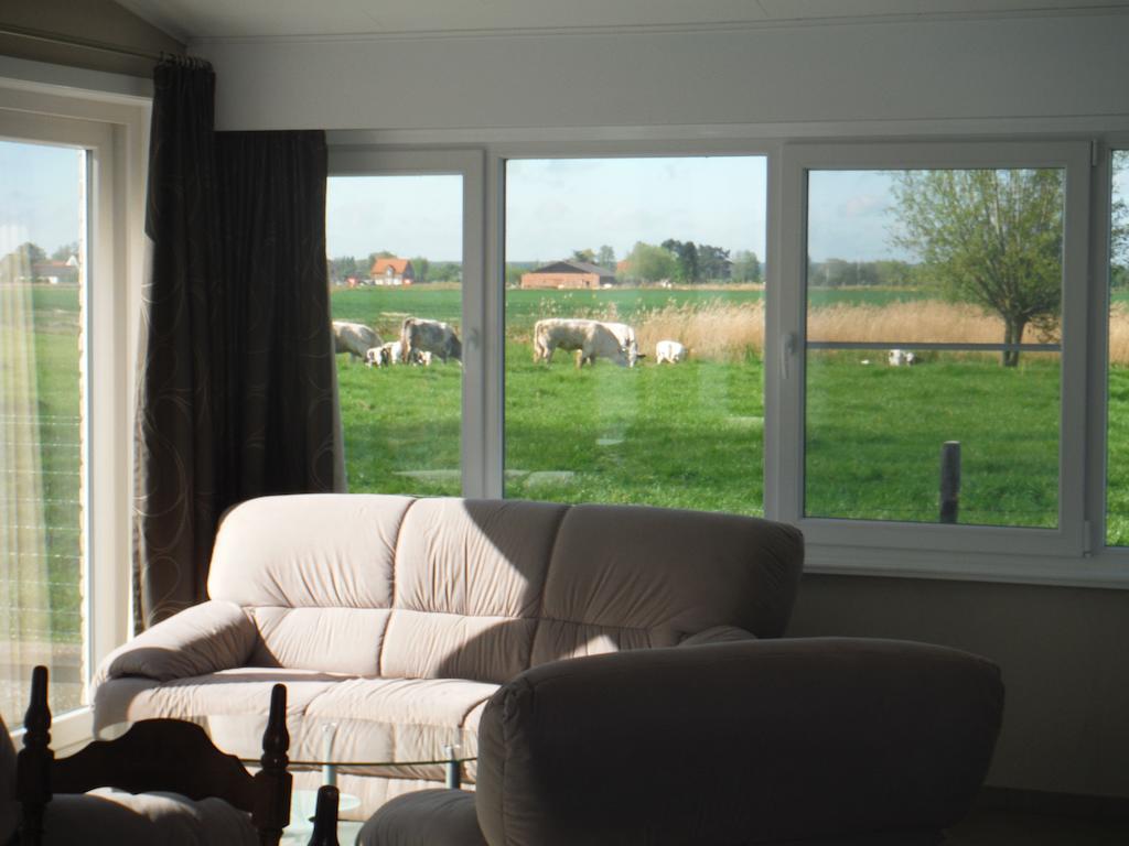 Villa Hof Ter Langeleye Planke à Damme Chambre photo